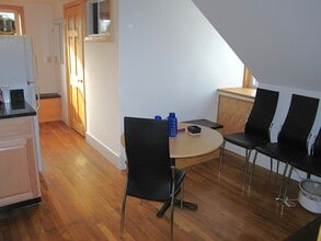 8 Allen St, Unit 3 in Cambridge, MA - Building Photo - Building Photo