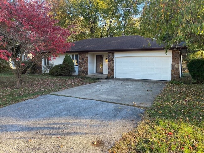 property at 1806 W Cherokee St
