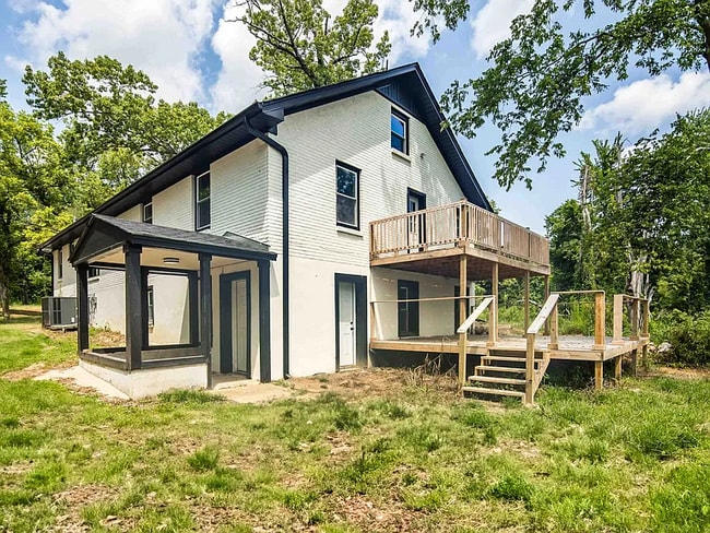 7441 Walsh Rd in Millington, TN - Foto de edificio - Building Photo