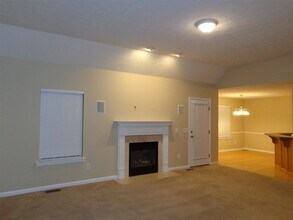 105 Koleberg Trl in Hendersonville, TN - Foto de edificio - Building Photo