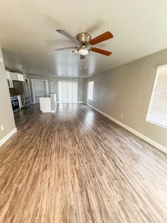 1710 E ChuckWagon Dr in Hobbs, NM - Building Photo - Building Photo