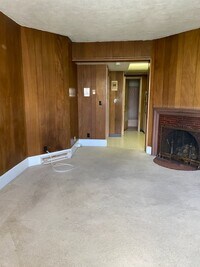 476 Commonwealth Ave photo'