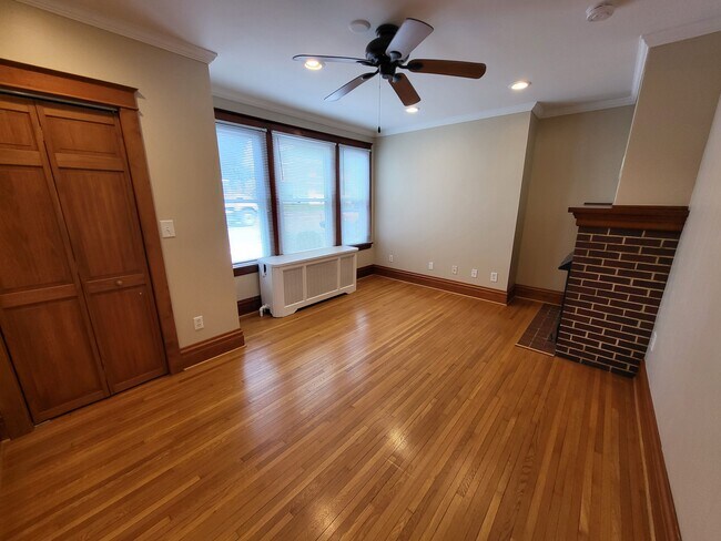 1434 E Chocolate Ave in Hershey, PA - Building Photo - Building Photo