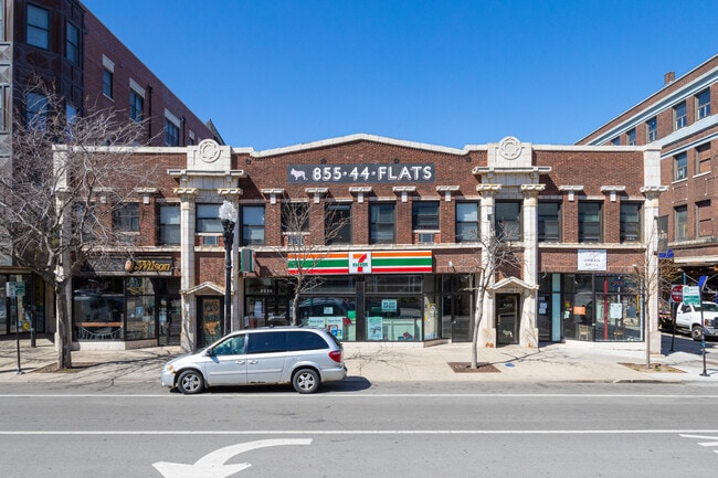 The Bachelor in Chicago, IL - Foto de edificio - Building Photo