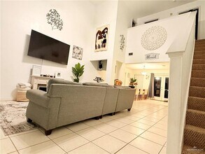 19 West Dr in Pharr, TX - Building Photo - Building Photo