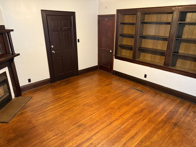 154 5th Ave, Unit A