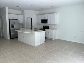 6413 Fairmont Ln in Palmetto, FL - Building Photo - Building Photo