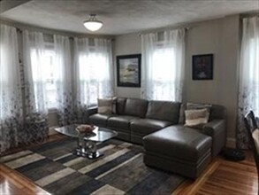12 Ladd St-Unit -1 in Watertown, MA - Building Photo - Building Photo