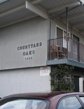 Courtyard Oaks in Sacramento, CA - Building Photo - Building Photo