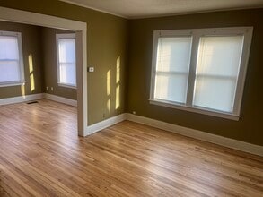 131 Tolland St, Unit 131TollandSt in East Hartford, CT - Foto de edificio - Building Photo