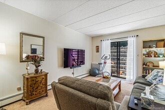 66-07 242nd St in Queens, NY - Building Photo - Building Photo