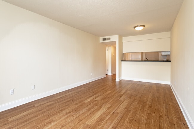 Oak Manor Apartment Homes