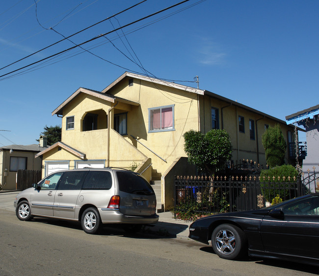 449 31st St in Richmond, CA - Foto de edificio - Building Photo