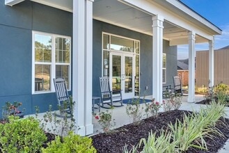 Martin Landing in Denham Springs, LA - Foto de edificio - Building Photo