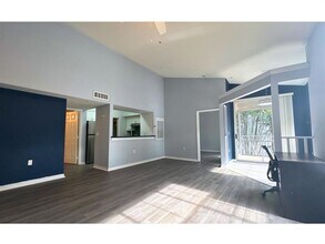 5117 City St in Orlando, FL - Building Photo - Building Photo