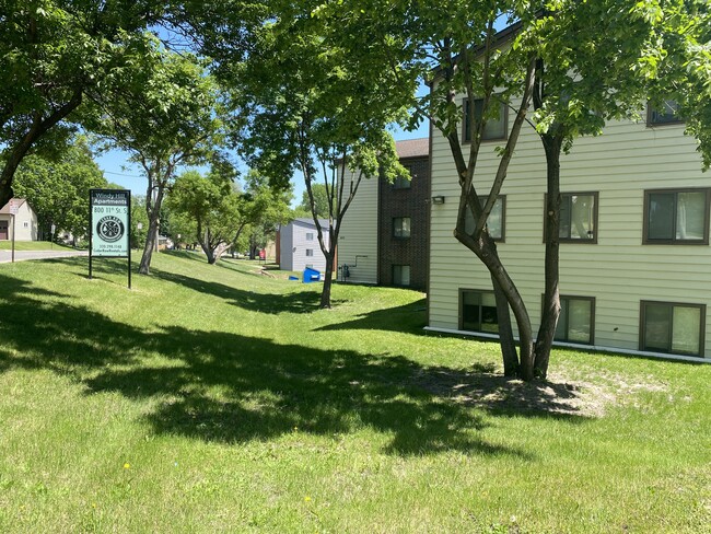 Windy Hill Apartments in St. Cloud, MN - Building Photo - Building Photo