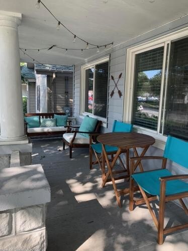 2247 W 11th St, Unit Upper