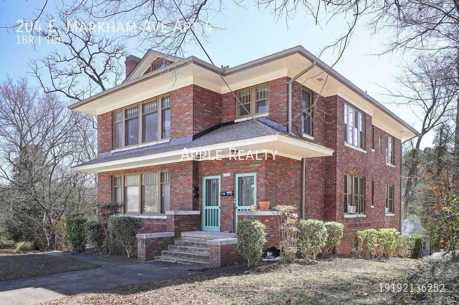 204 E Markham Ave in Durham, NC - Building Photo