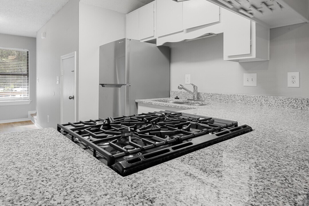 205 Marquette St in Niceville, FL - Building Photo