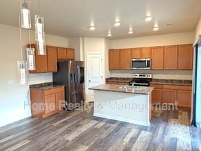 6225 Warrior Ct in Frederick, CO - Building Photo - Building Photo