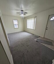 3424 W Mott Ave in Flint, MI - Building Photo - Building Photo