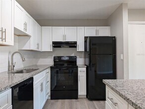 562 Flemming Way in Maitland, FL - Building Photo - Building Photo
