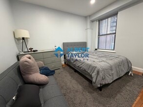 475 Massachusetts Ave, Unit 3 in Boston, MA - Foto de edificio - Building Photo