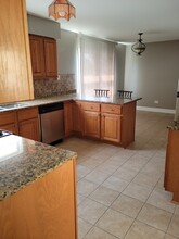 826 E Capri Dr in Palatine, IL - Building Photo - Building Photo