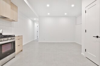 28 Salem Av in Toronto, ON - Building Photo - Building Photo