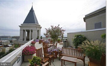 601 Pennsylvania Ave NW in Washington, DC - Building Photo - Building Photo