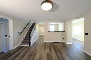 246 Gorham St in Canandaigua, NY - Building Photo