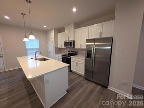 3309 Timber Ml Dr, Unit A0937 in Stallings, NC - Building Photo - Building Photo