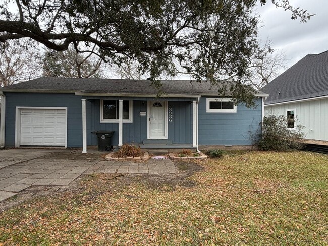 property at 3936 Grant Ave