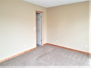 440 Dexter Ct in Hamilton, OH - Foto de edificio - Building Photo