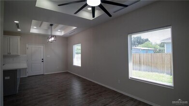 25 E Jessamine Ave in La Feria, TX - Building Photo - Building Photo