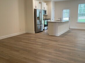 6304 Lady Eliza Ln in Raleigh, NC - Foto de edificio - Building Photo