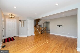 156 Liberty Way in Deptford, NJ - Building Photo - Building Photo