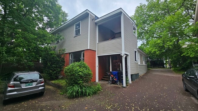 55 Monroe St, Unit 2