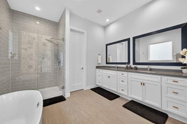 property at 2617 Live Oak St