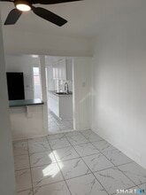 429 Summit St in Hartford, CT - Building Photo - Building Photo