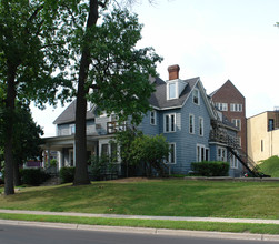 The Frisinger House in Ann Arbor, MI - Foto de edificio - Building Photo