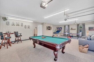 10 High Meadows Dr in Candler, NC - Building Photo - Building Photo