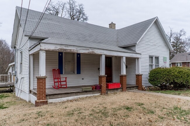 property at 1309 Windsor St