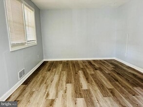 8134 Mid Haven Rd in Dundalk, MD - Building Photo - Building Photo