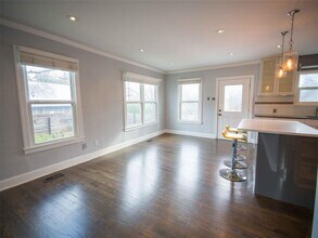 701 Bouldin Ave in Austin, TX - Building Photo - Building Photo
