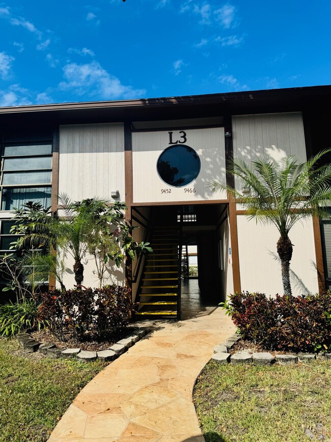 9466 S Belfort Cir in Tamarac, FL - Building Photo - Building Photo