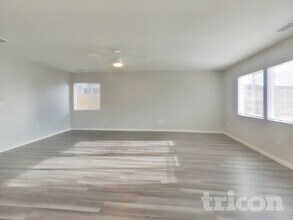 904 Convair Ct in Reno, NV - Building Photo - Building Photo