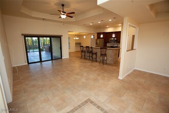 235 SW 28th Terrace in Cape Coral, FL - Foto de edificio - Building Photo