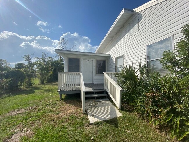 property at 606 Florida Ave