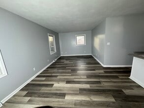 4152 W Curry Ct in Bloomington, IN - Foto de edificio - Building Photo